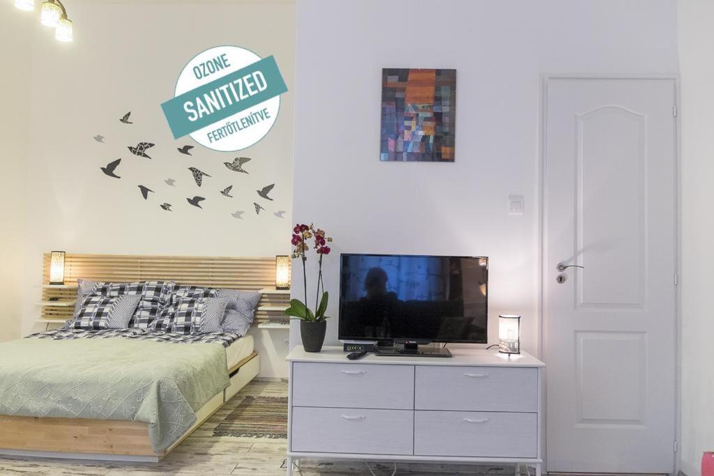 Standard Apartment By Hi5-Liszt Ferenc Square Boedapest Buitenkant foto